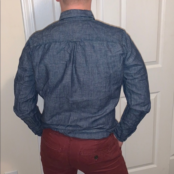 American Eagle chambray button up - Picture 2 of 5